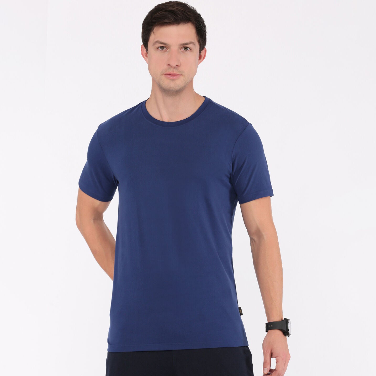 Wonderlite Round Neck T-shirt_ MMS8801
