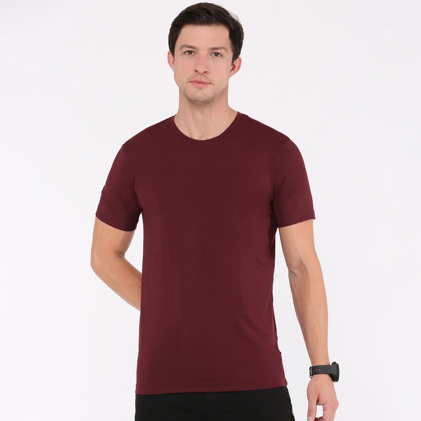 Wonderlite Round Neck T-shirt_ MMS8801