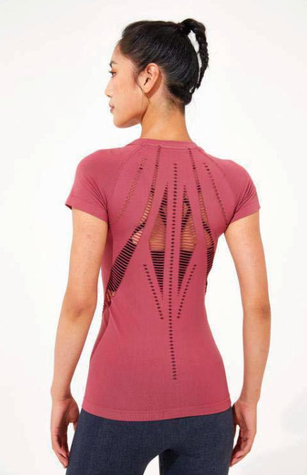 Engineered Jacquard Back Open Vent Top