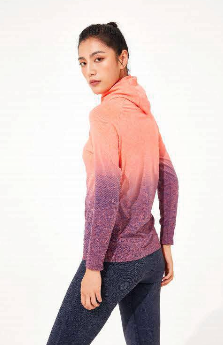 Color-Fade Seamless Hoodie