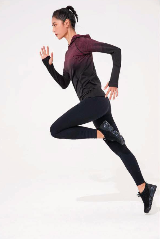 Color-Fade Seamless Hoodie